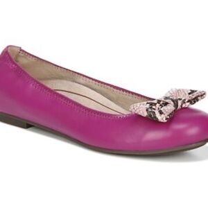 Vionic Fuchsia Flats with Snakeskin Bow Size 7.5 Business Casual ~ Comfy!